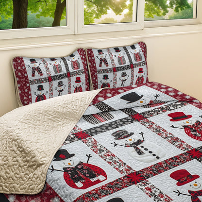 Shineful All Season Quilt 3-Piece Set Festive Snowman Patchwork