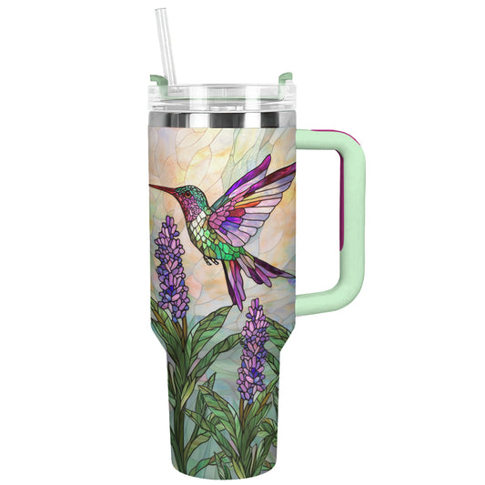 Glänzender Becher mit Buntglas-Kolibri