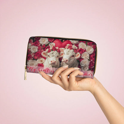 Pochette en cuir brillante avec dragonne et breloque vache Saint-Valentin