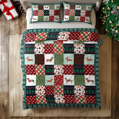 Shineful All Season Quilt 3-Piece Set Dachshund Christmas