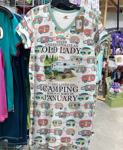 Camping Pajabears® V-Neck Nightshirts Never Underestimate An Old Lady Nt10 S / January