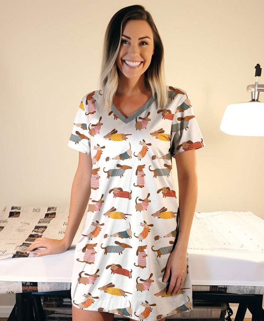 Dachshund Shineful® V-Neck Nightshirts Cute Tl10