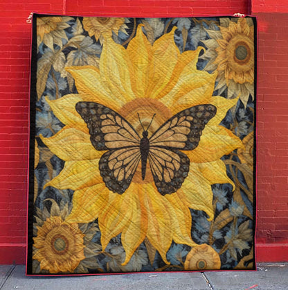 Vintage Butterfly On Sunflower - All Season Faux Quilt Kl9