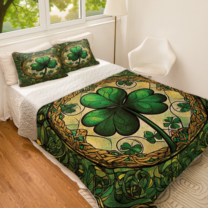 Shineful All Season Quilt 3-Piece Set - Celtic Shamrock Serenity