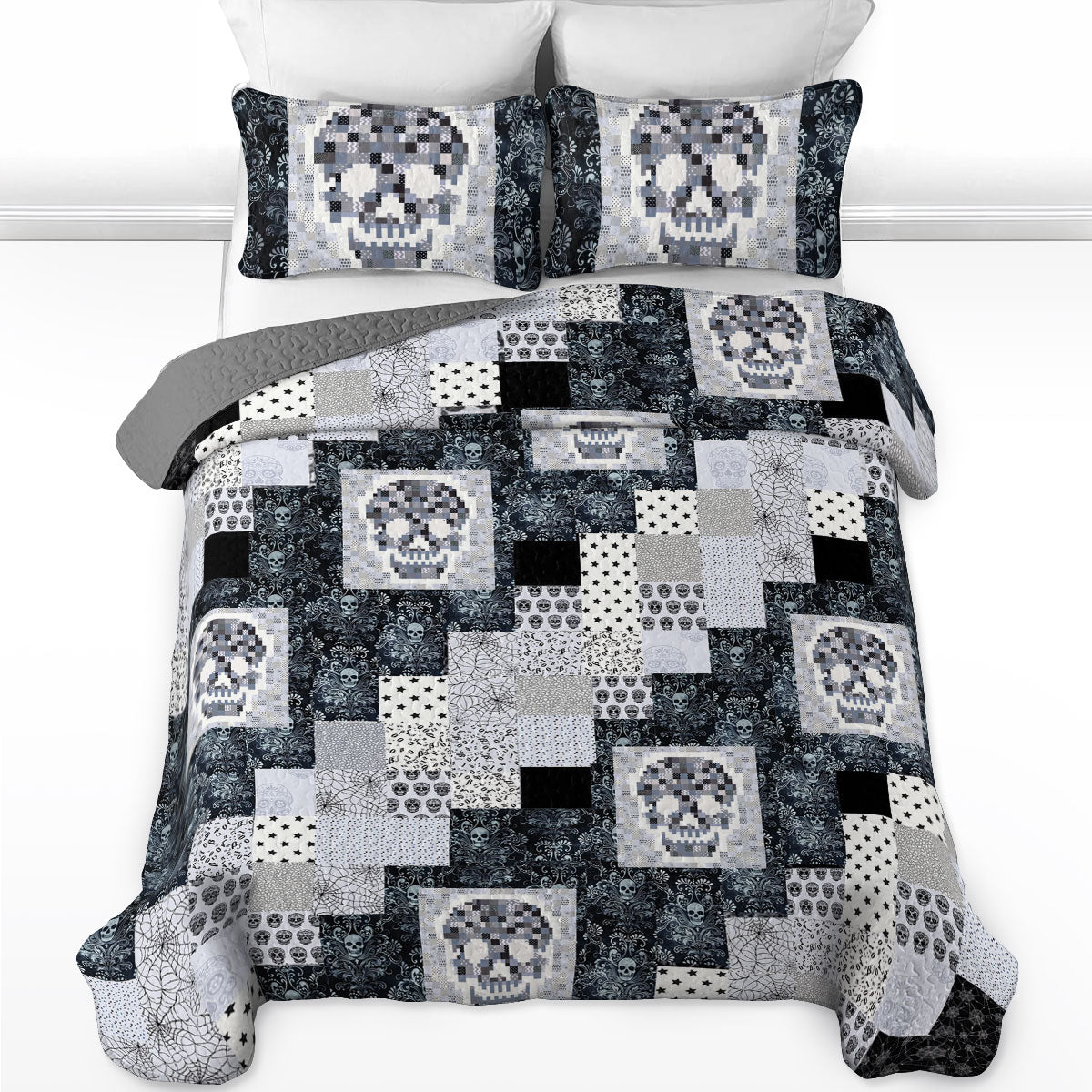 Shineful All Season Quilt 3-Piece Set Vintage Skull