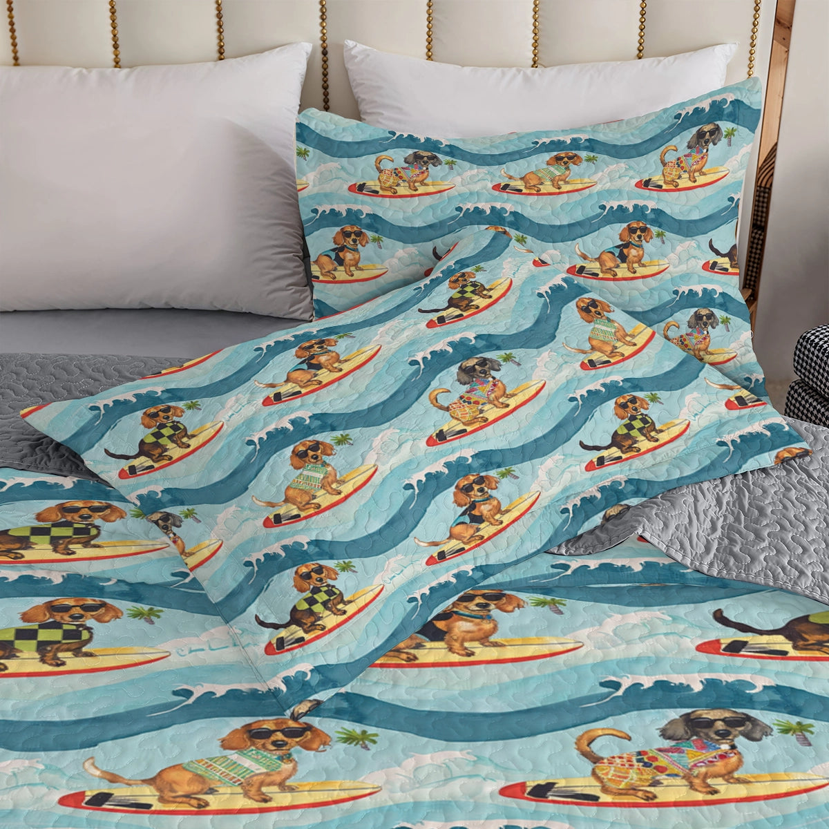 Shineful All Season Quilt 3-Piece Set Dachshund Surfing