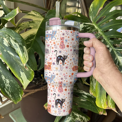 Glänzender Becher mit Blumen- und Katzenmotiv