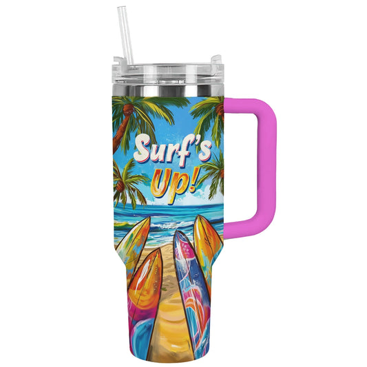 Shineful Tumbler surfe sur une vague tropicale