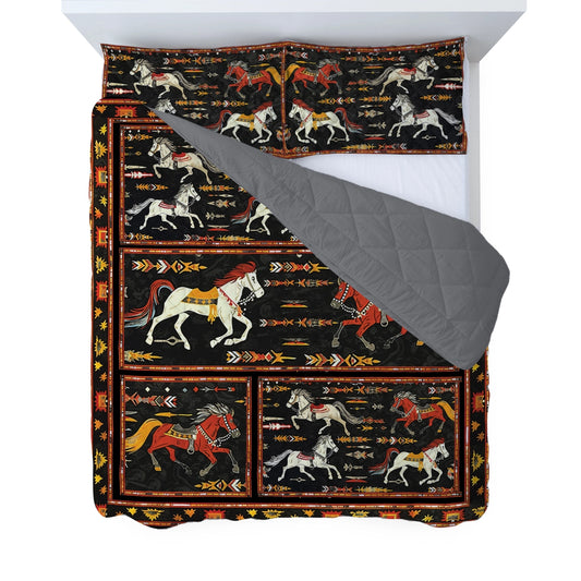 Shineful All Season Quilt 3-Piece Set Horse Mustang Majesty