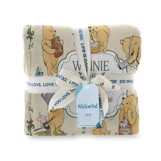 Shineful Fleece Blanket Winnie’s Classic Charm