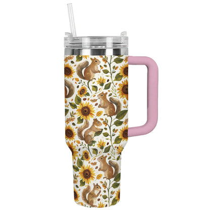 Glänzender Becher Sonnenblume Eichhörnchen