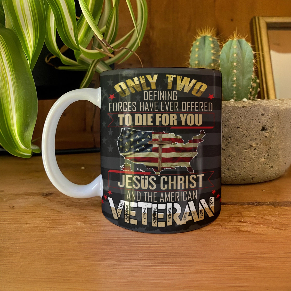 Tasse en céramique brillante Valiant Veteran