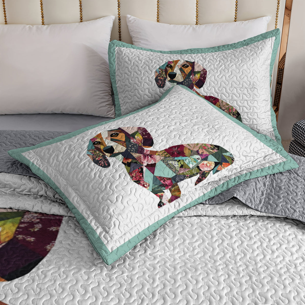 Shineful All Season Quilt 3-Piece Set Patchwork Dachshund