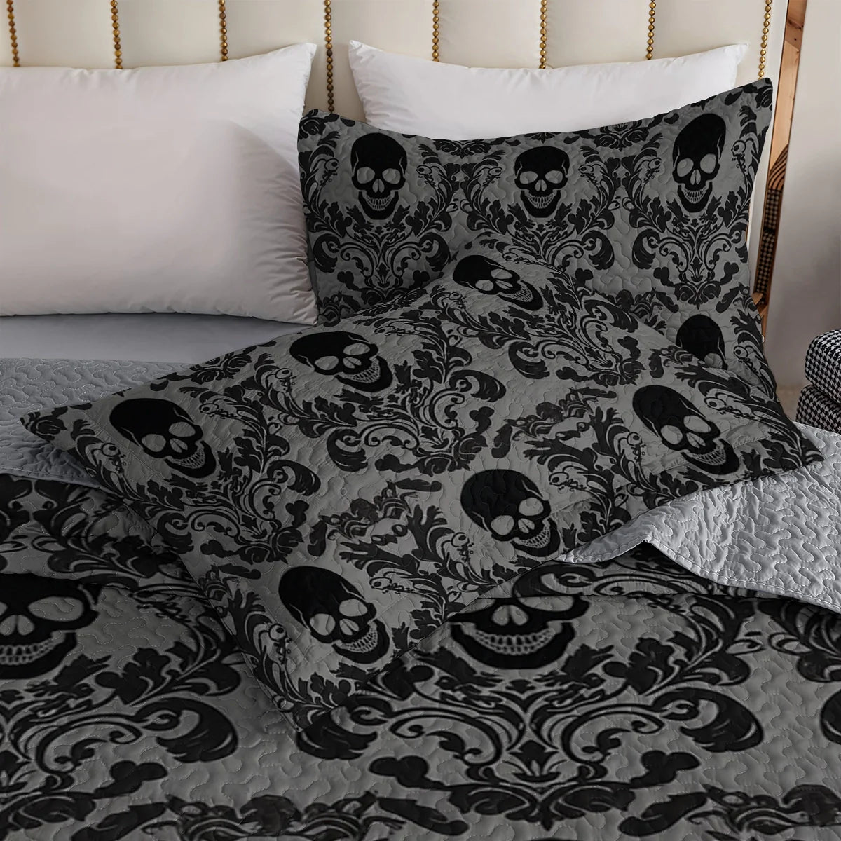 Shineful All Season Quilt 3-Piece Set - Victorian Skull Ornate