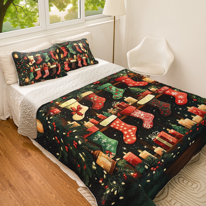 Shineful All Season Quilt 3-Piece Set - Christmas Eve Dreamscape