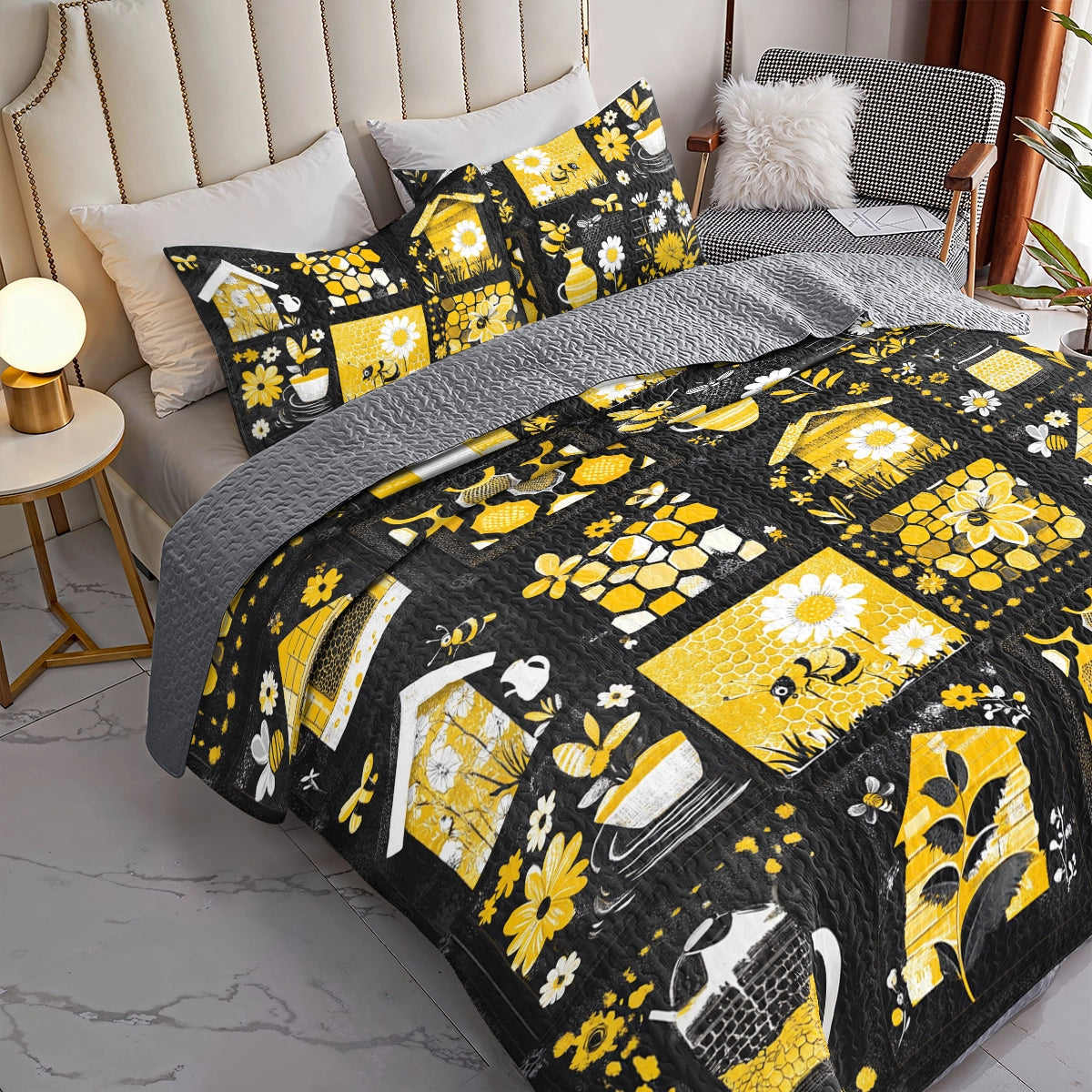 Shineful All Season Quilt 3-Piece Set Bee Bliss