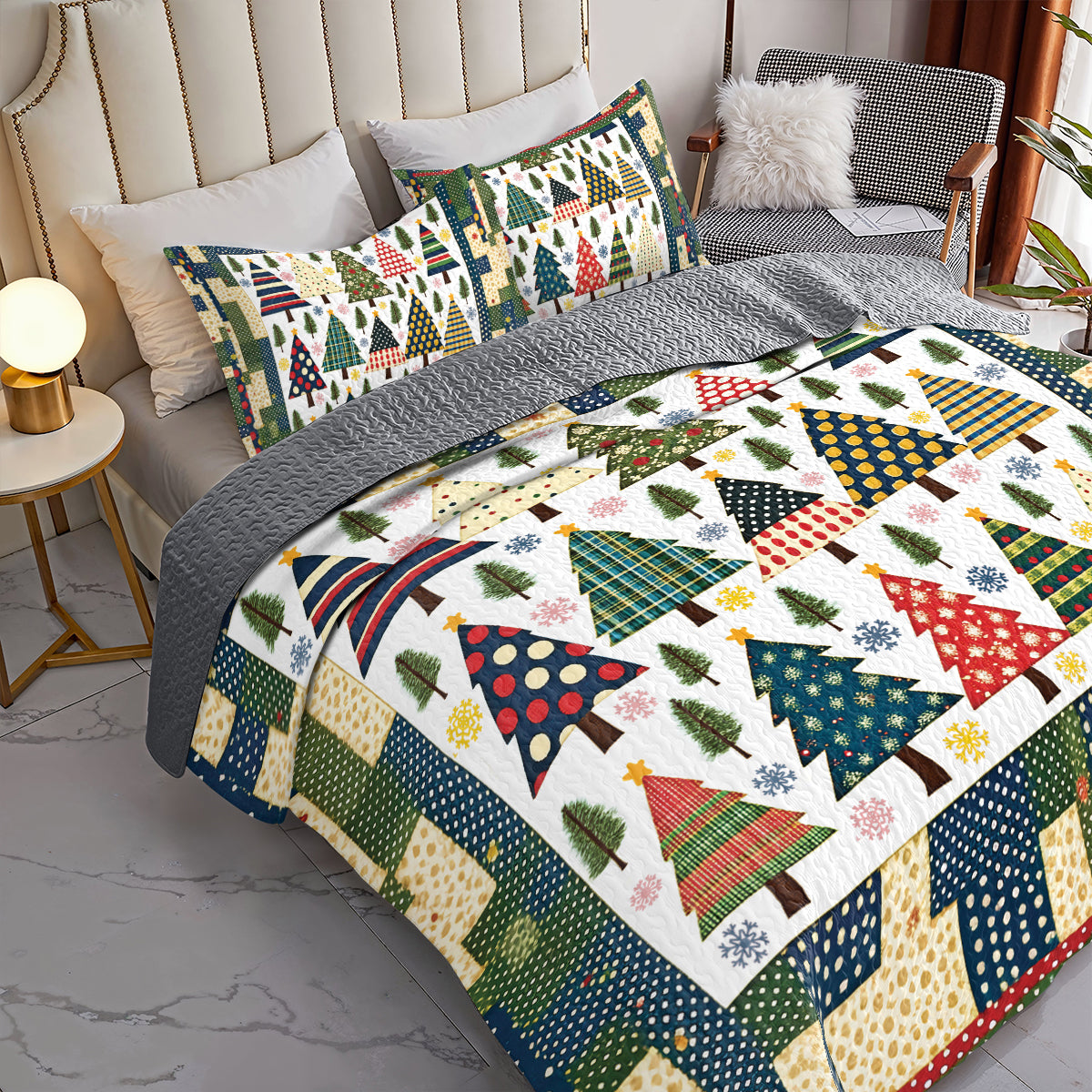 Shineful All Season Quilt 3-Piece Set - Festive Forest Quilt