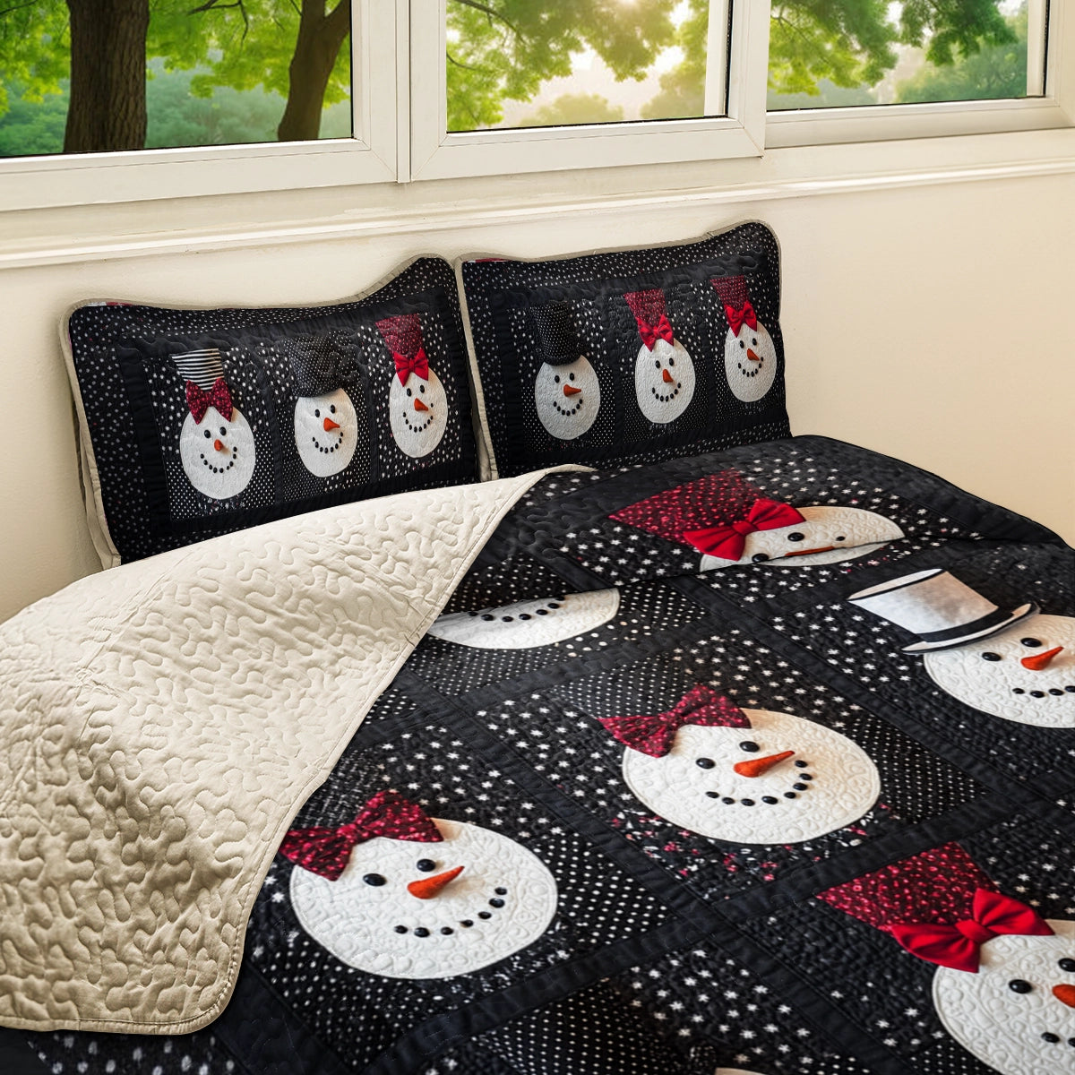 Shineful All Season Quilt 3-Piece Set Elegant Snowman Bowtie