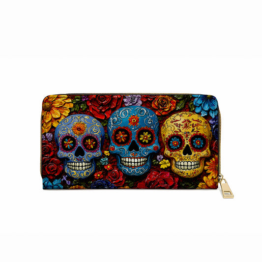 Glänzende Leder-Clutch mit Trageriemen und Blumen-Zuckerschädel