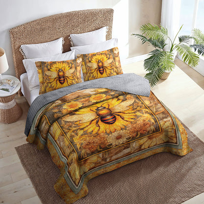 Shineful All Season Quilt 3-Piece Set Golden Queen Bee