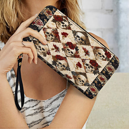 Shineful Leather Clutch Purse With Wristlet Strap Handle Charming Skull Roses