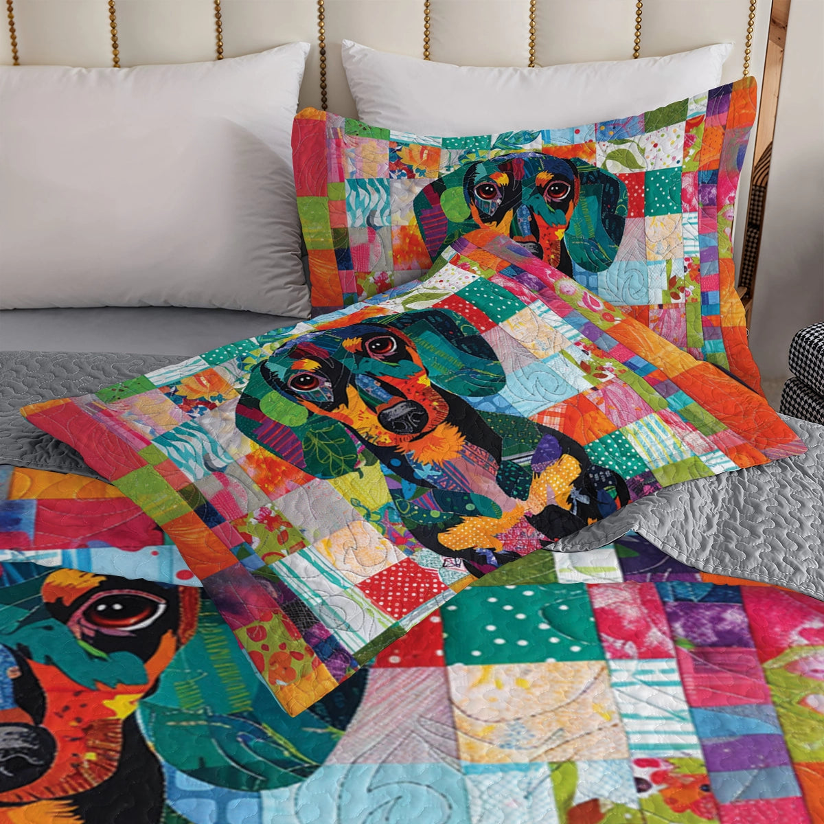 Shineful All Season Quilt 3-Piece Set Patchwork Dachshund Delight