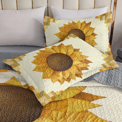 Shineful All Season Quilt 3-Piece Set Golden Sunflower