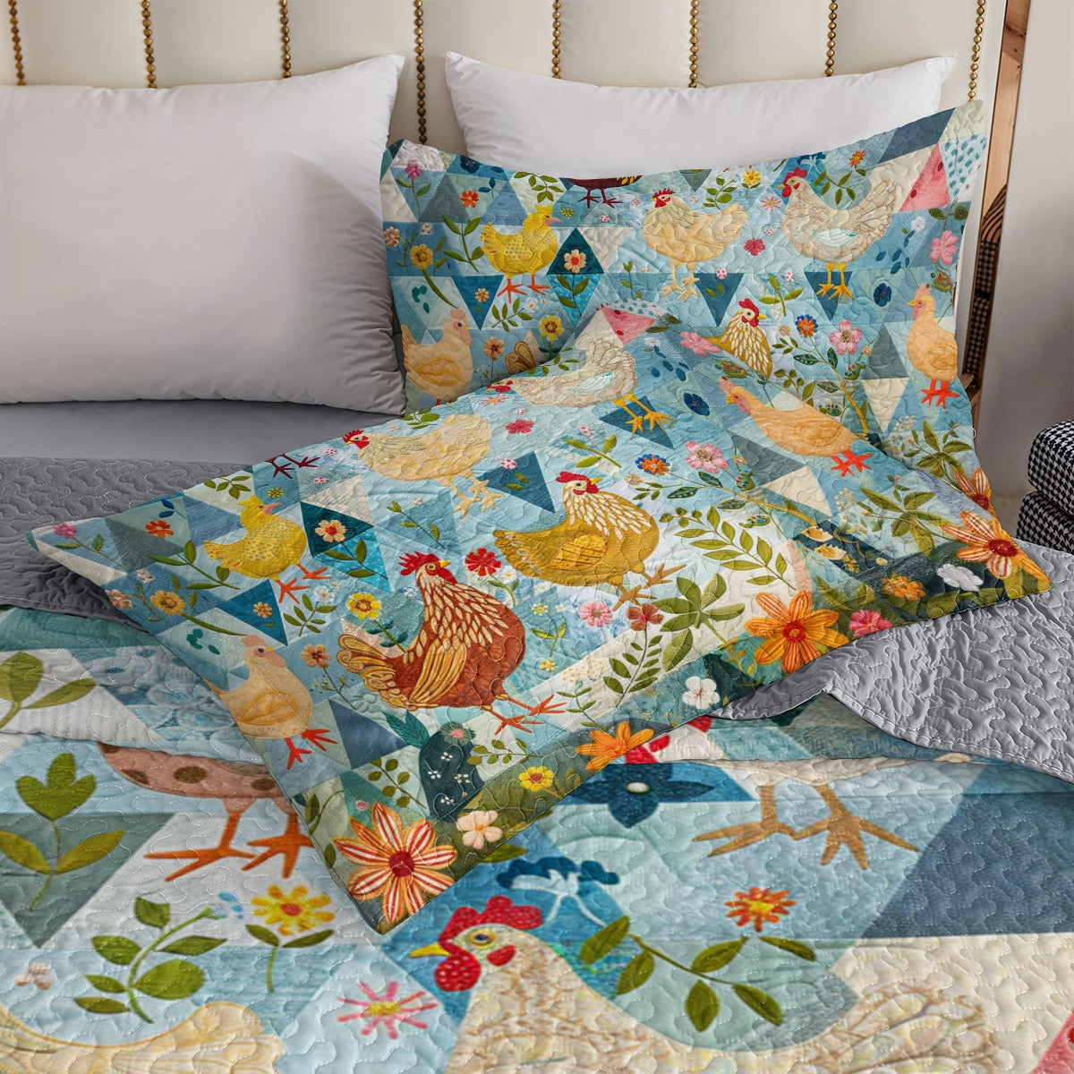 Shineful All Season Quilt 3-Piece Set  Chicken Meadow Hen