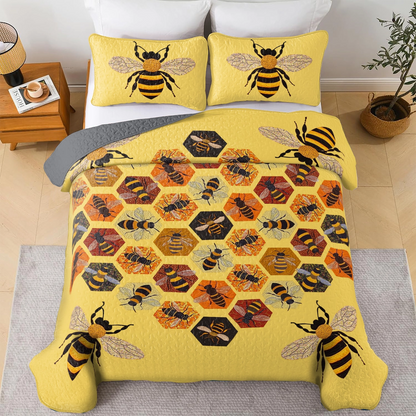 Shineful All Season Quilt 3-Piece Set Bee Buzzing Comfort