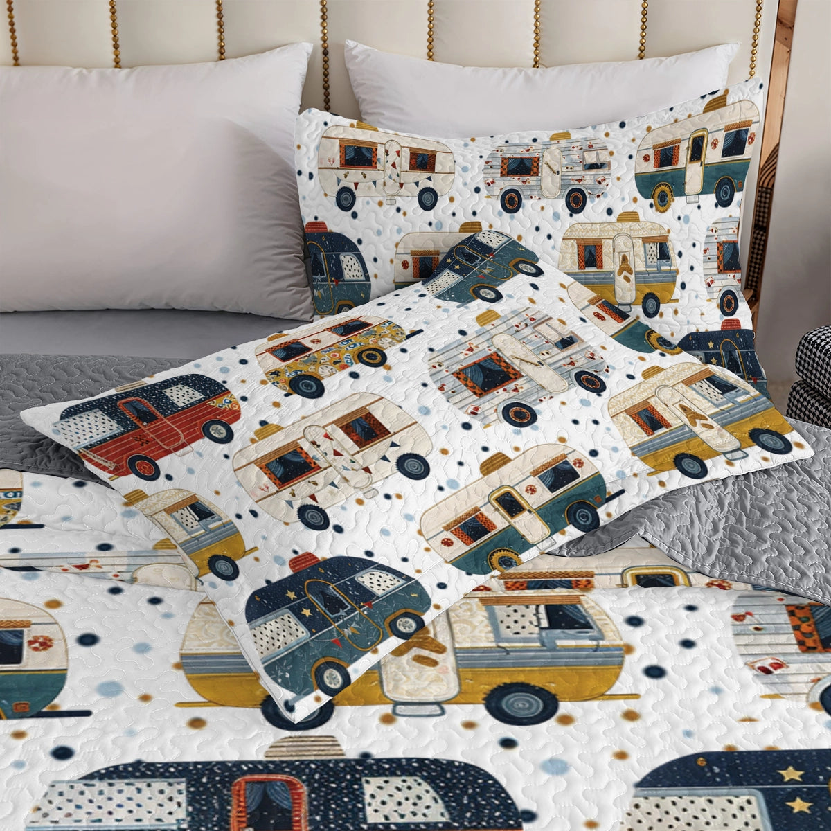 Shineful All Season Quilt 3-Piece Set Love Vintage Camper