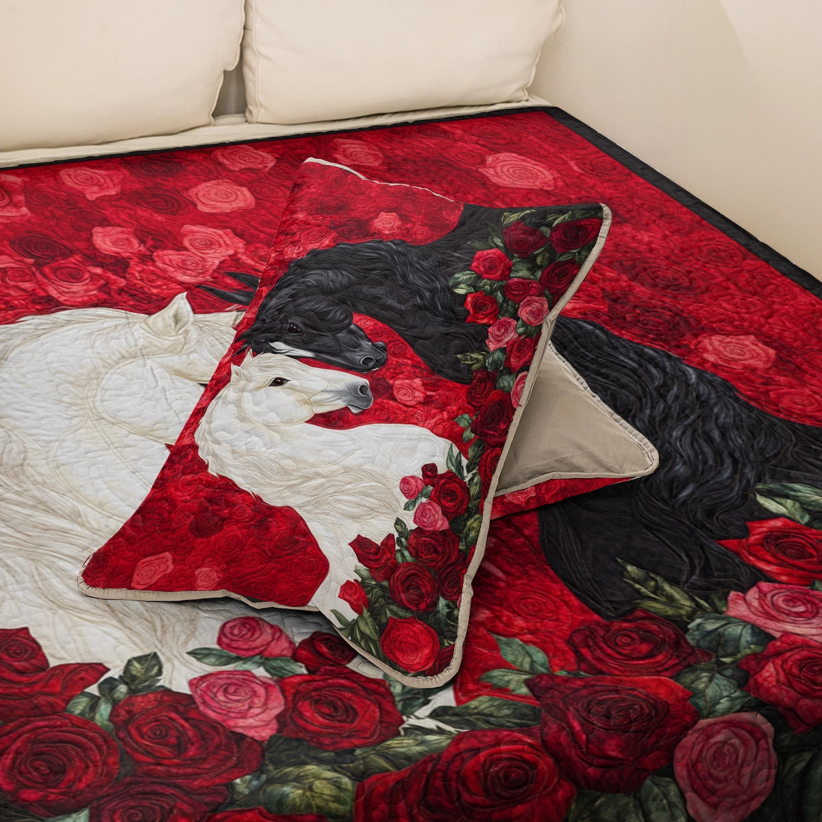 Shineful All Season Quilt 3-Piece Set Passionate Rose Horse