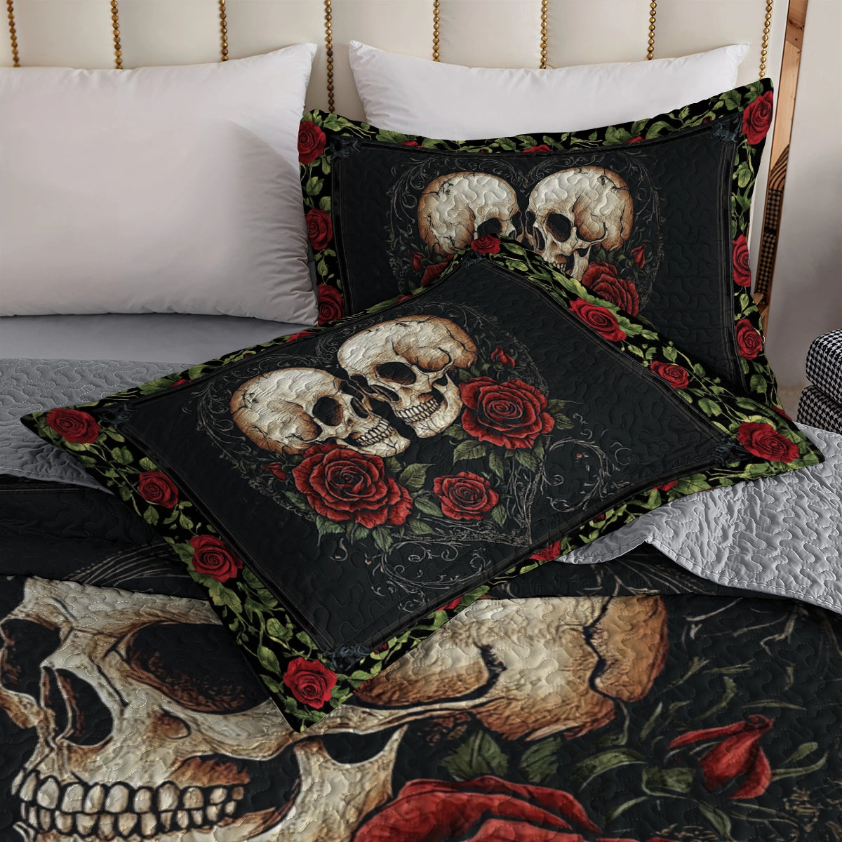 Shineful All Season Quilt 3-Piece Set - Eternal Skull Romance