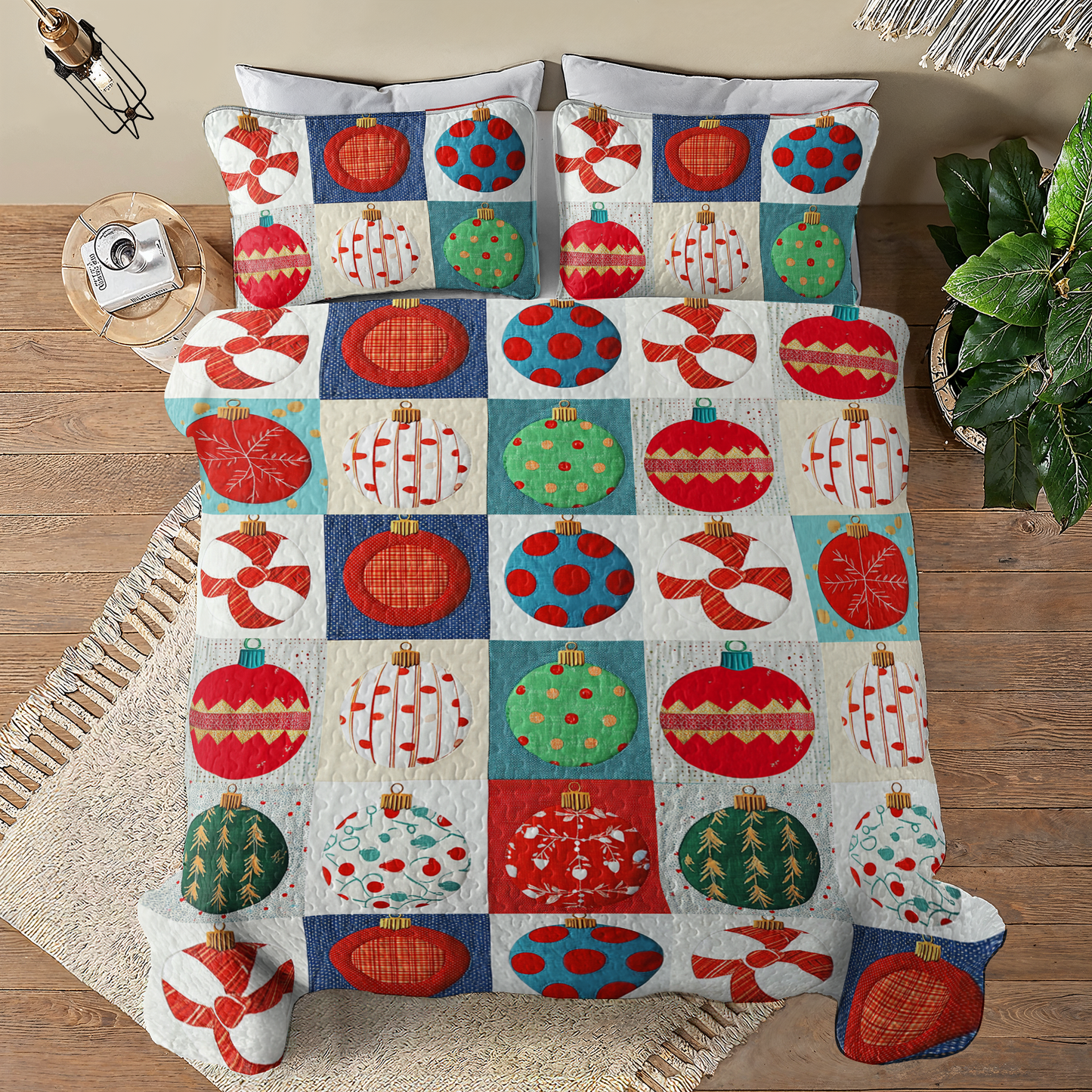 Shineful All Season Quilt 3-Piece Set Cute Ornaments