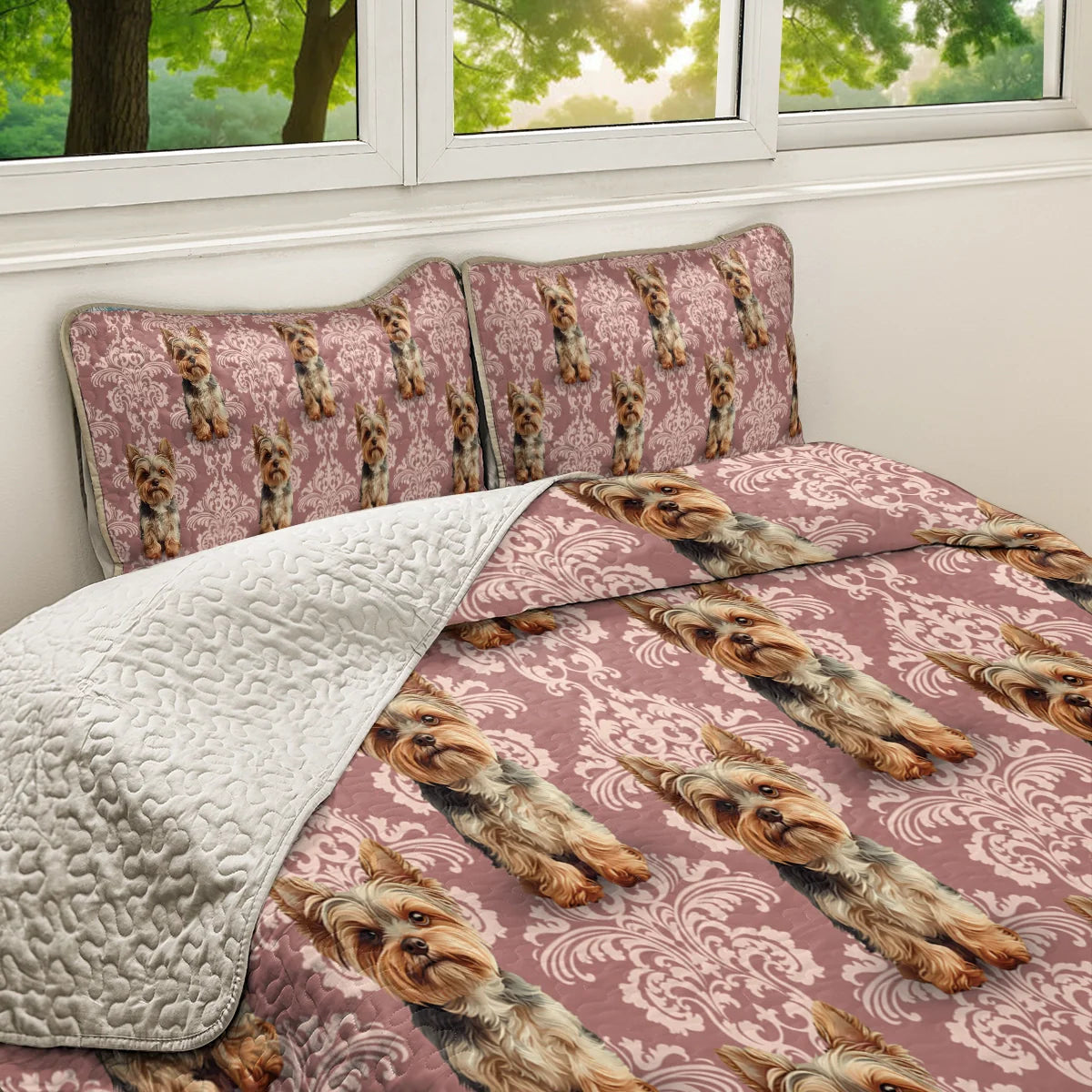 Shineful All Season Quilt 3-Piece Set Elegant Yorkie Bliss