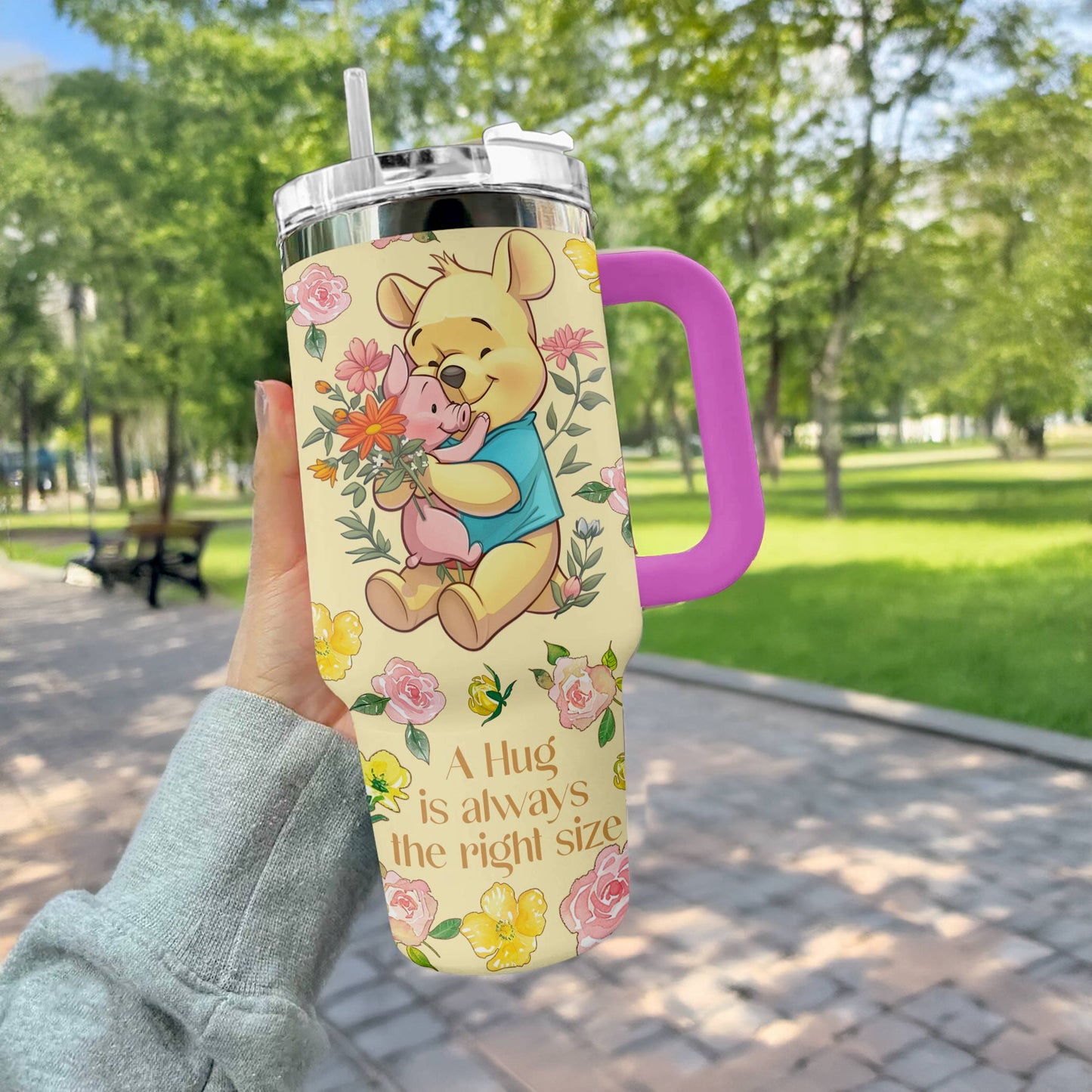 Shineful Tumbler Pooh A Hug