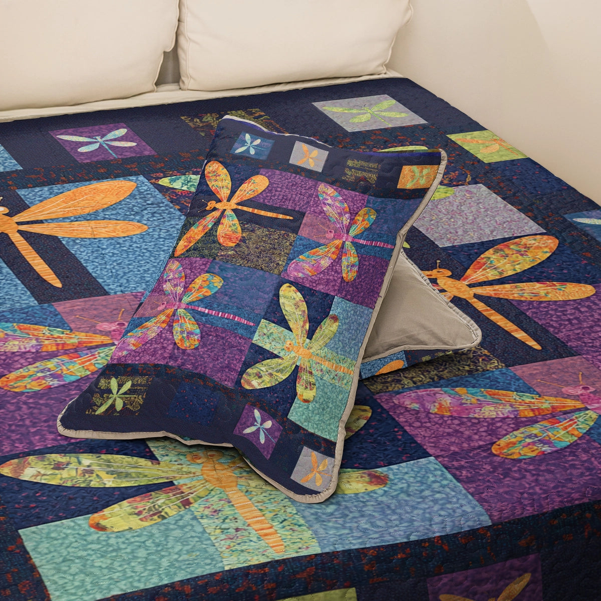 Shineful All Season Quilt 3-Piece Set Dragonfly Patchwork Paradise