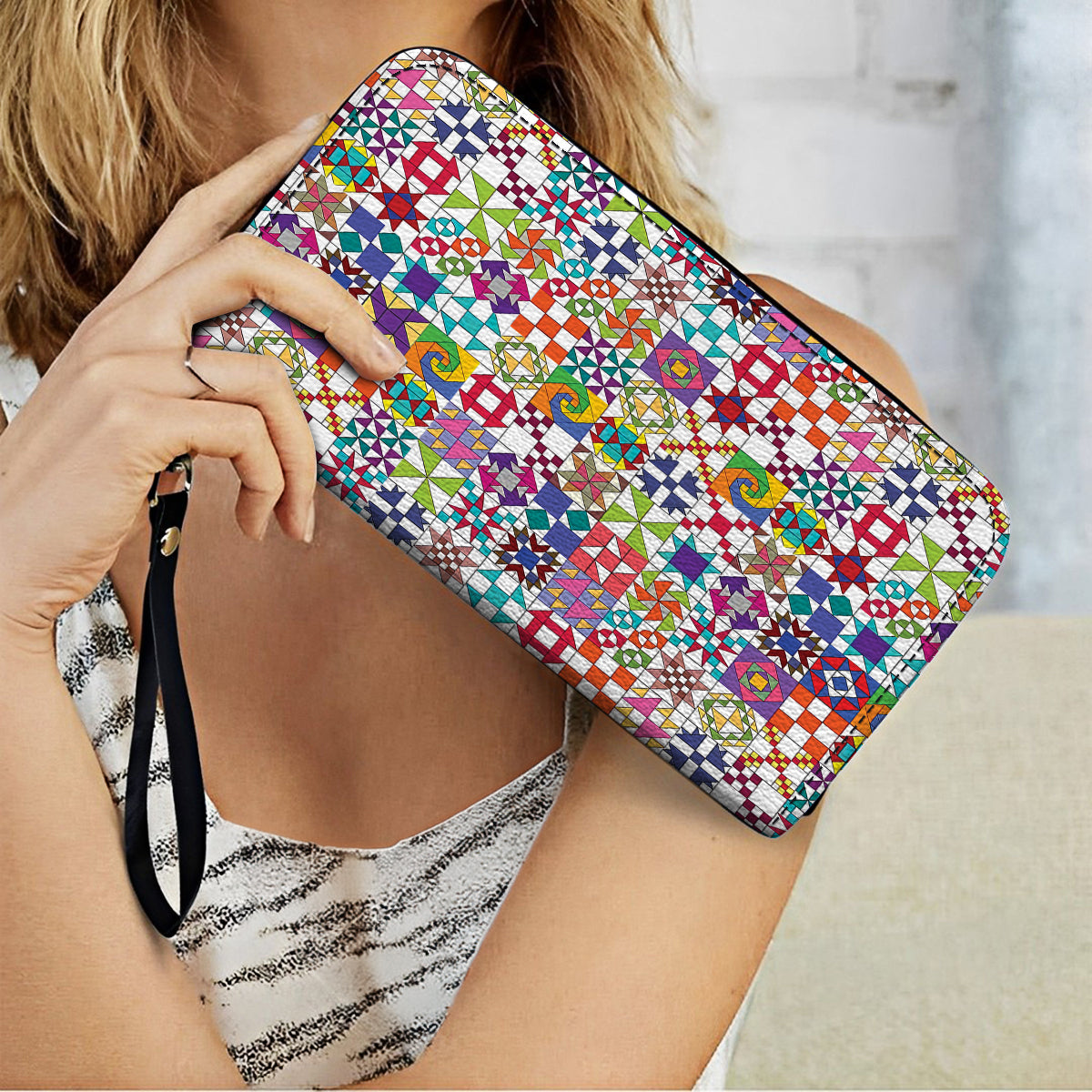 Shineful Leather Clutch Purse With Wristlet Strap Handle Colorful Quilting Blocks