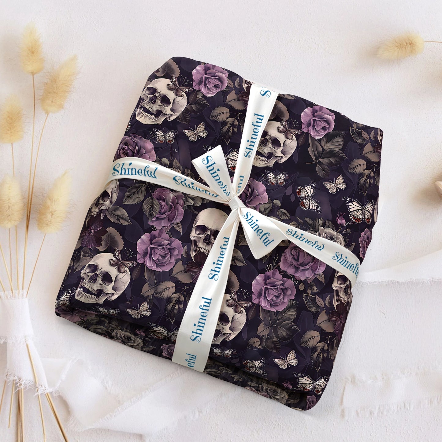 Shineful Fitted Sheet - Midnight Skulls and Roses