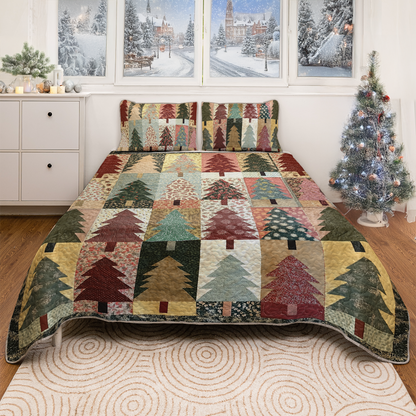 Shineful All Season Quilt 3-Piece Set Festive Christmas Pine