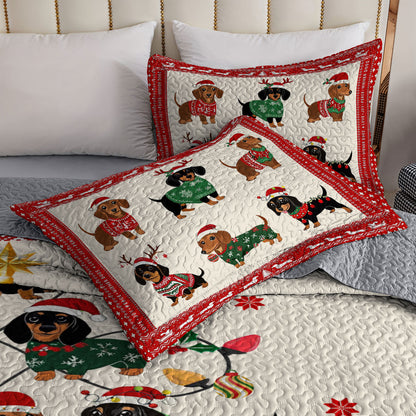 Shineful All Season Quilt 3-Piece Set Dachshund Holiday