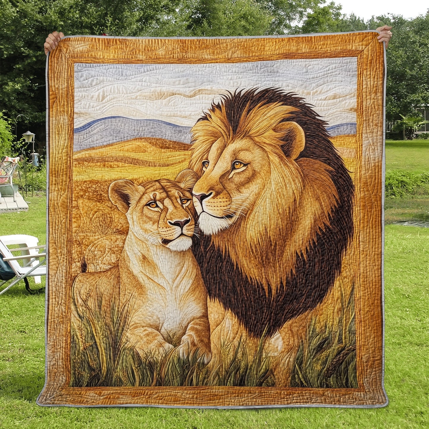 Shineful Flat Print Faux Quilt Blanket - Regal Lions in the Heart of the Golden Savannah