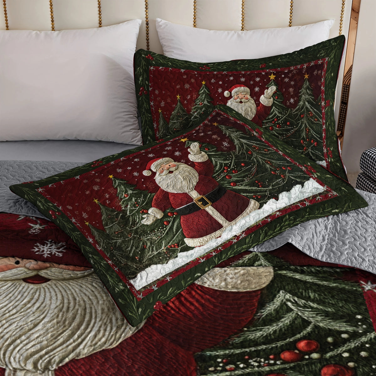 Shineful All Season Quilt 3-Piece Set - Santa's Christmas Wonderland