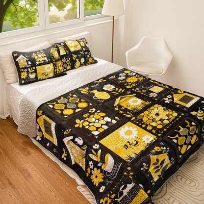 Shineful All Season Quilt 3-Piece Set Bee Bliss