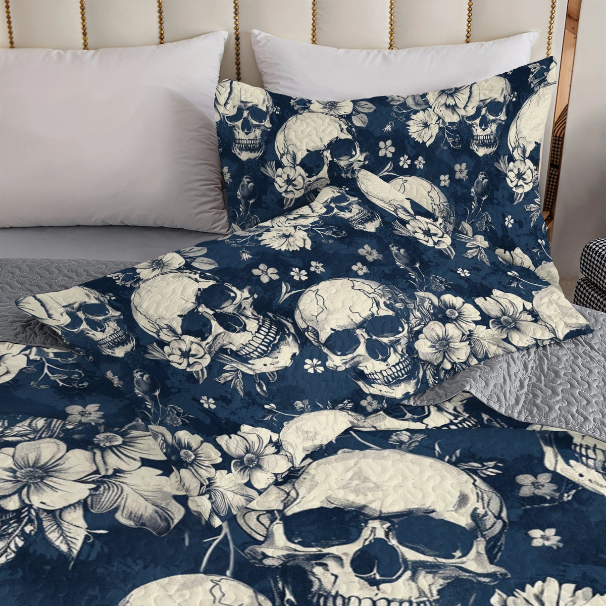 Shineful All Season Quilt 3-Piece Set Midnight Skull Blooms