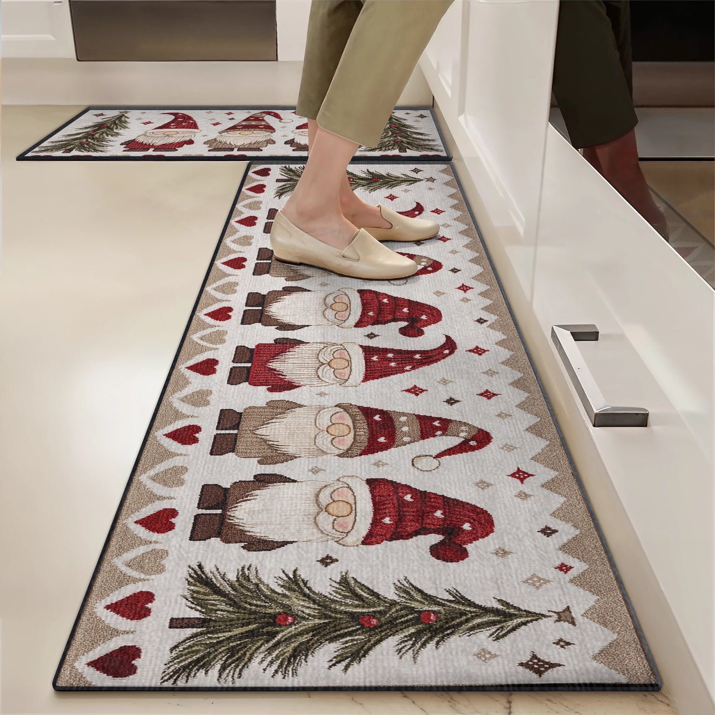 Shineful Ultra-Thin Non Skid Floor Mat, Kitchen Rugs Cozy Christmas Gnomes