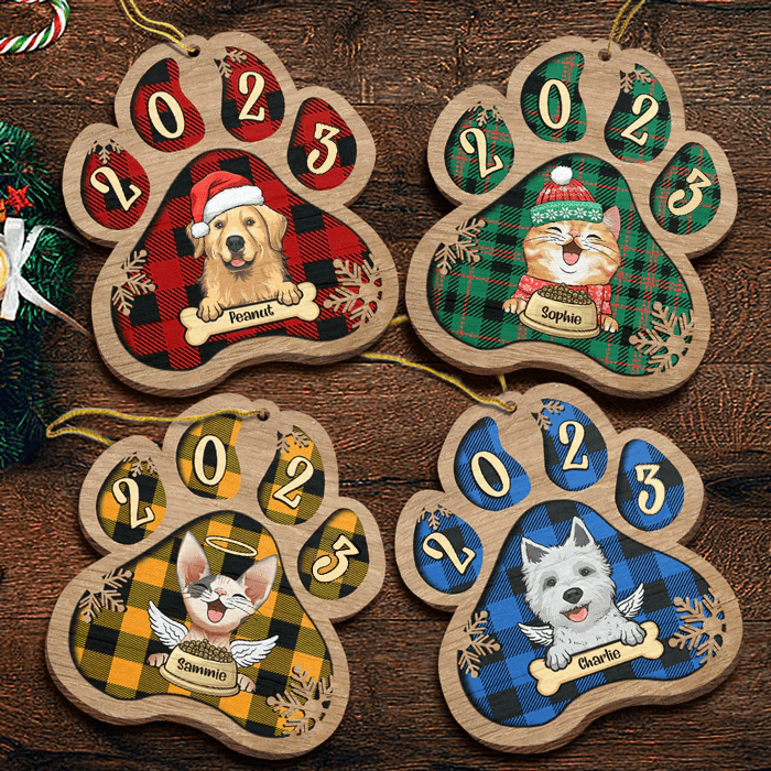 Shinefulgift® - Personalized Custom Paw Shaped Wood Christmas Ornament Dog Cat And Snow Plaid