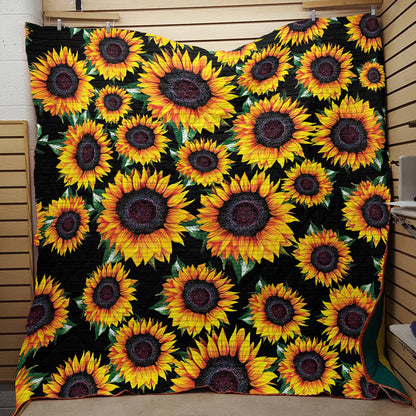 Shineful Flat Print Faux Quilt Blanket Playful Sunflower Charming