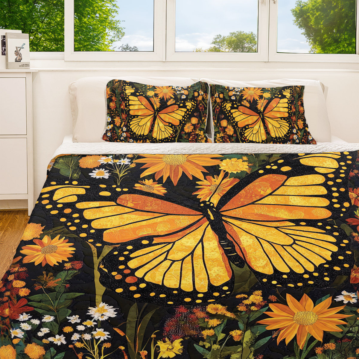 Shineful All Season Quilt 3-Piece Set Gogerous Monarch