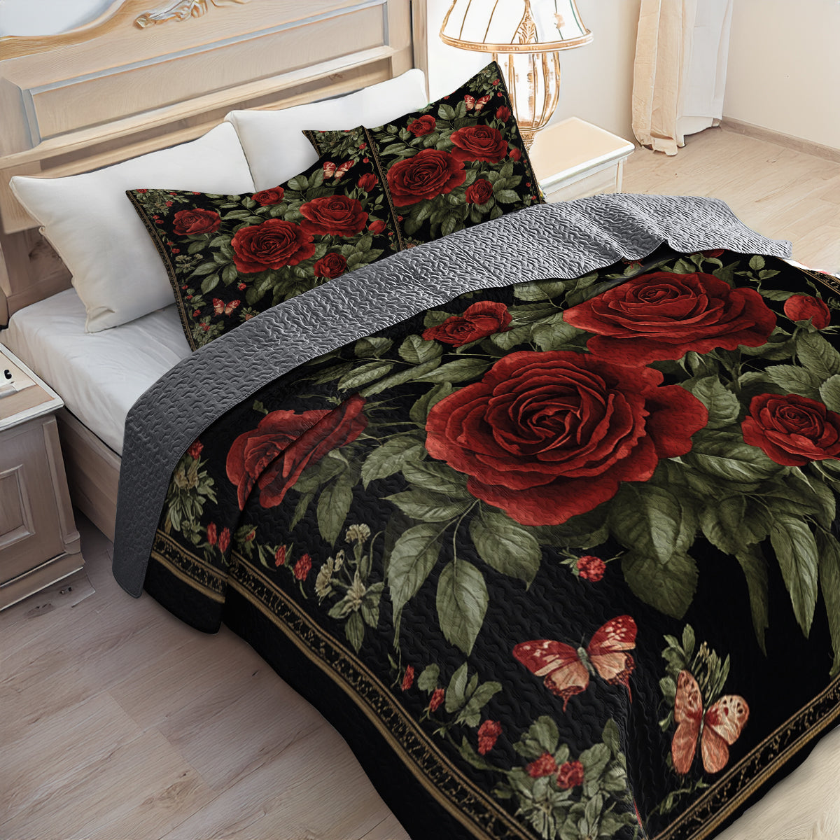 Shineful All Season Quilt 3-Piece Set Elegent Red Roses And Butterflies