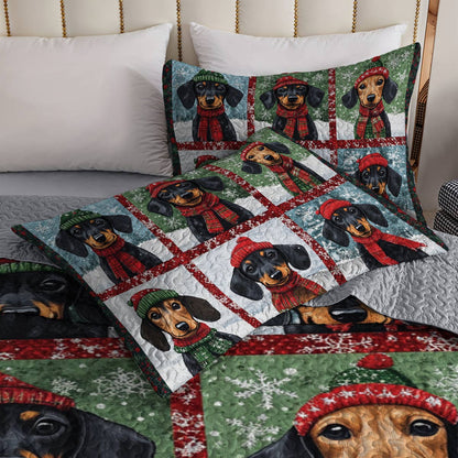 Shineful All Season Quilt 3-Piece Set Dachshund Christmas